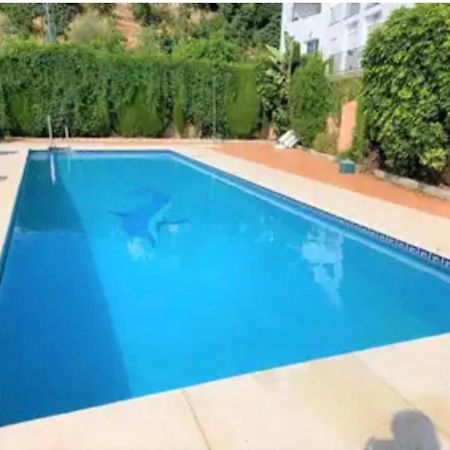 Precioso Apartamento En Complejo Residencial. Alcaucín Eksteriør billede