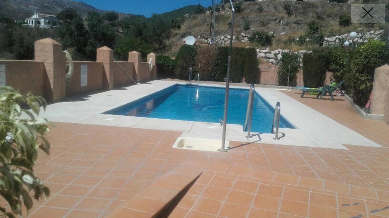 Precioso Apartamento En Complejo Residencial. Alcaucín Eksteriør billede