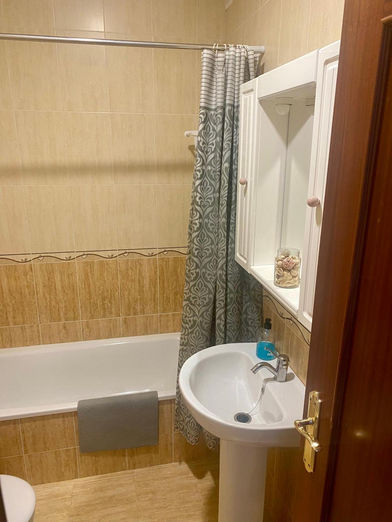 Precioso Apartamento En Complejo Residencial. Alcaucín Eksteriør billede